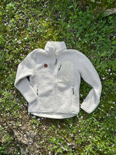 Cargar imagen en el visor de la galería, POLAR BORREGO BEIGE