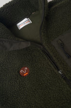 Cargar imagen en el visor de la galería, CHALECO BORREGO KAKI