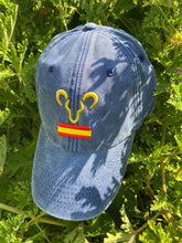 Cargar imagen en el visor de la galería, GORRA MODELO ENCINA