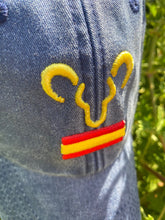 Cargar imagen en el visor de la galería, GORRA MODELO ENCINA